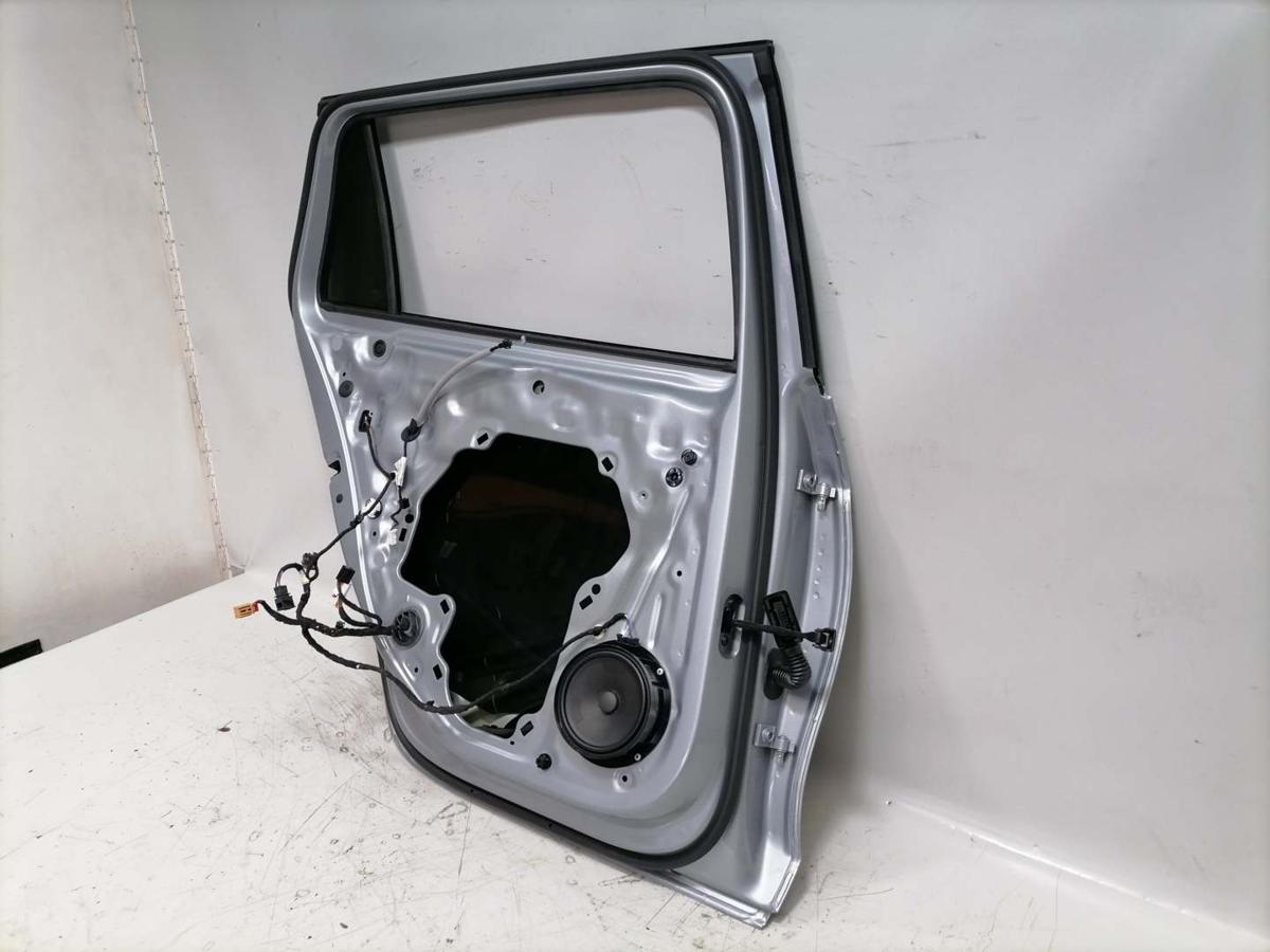 VW Passat B9 original Tür hinten links Kombi Variant LM7P Oyster Silver Rohbau Bj.2024